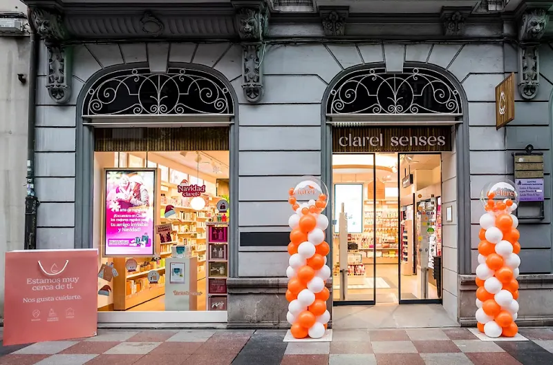 CLAREL - Tienda de belleza y salud en Oviedo - foto 2