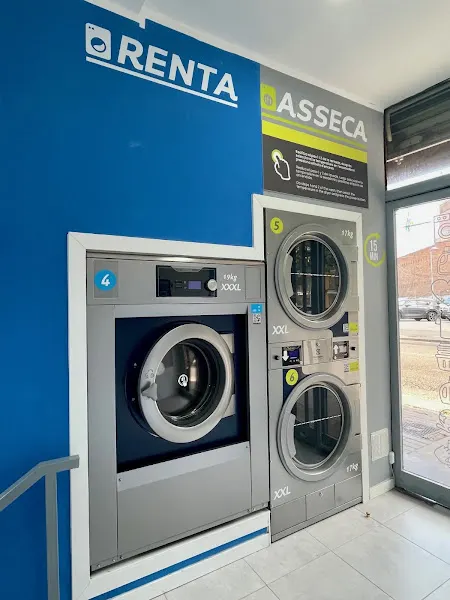 La Wash - Lavandería de autoservicio en Badalona - foto 2