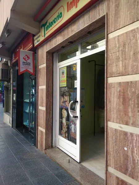TINTORERÍA IMPERIAL - Tintorería en Almería - foto 2