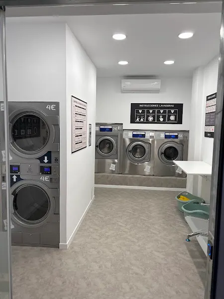 Wash & Go - Lavandería de autoservicio en Almería - foto 2