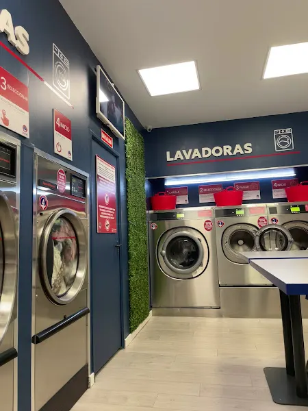 Lavaki Autoservicio (Lavandería y Lavamascotas) - Lavandería de autoservicio en Leganés - foto 2