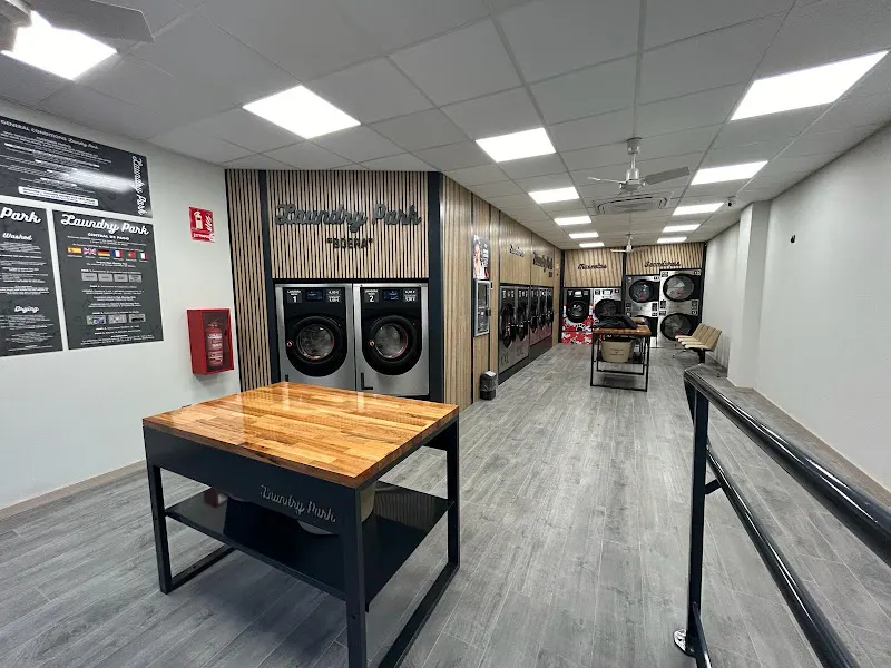 Lavanderia Autoservicio Castellon | Laundry Park Castellón Boera
