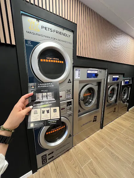 Iwash Getafe - Lavandería autoservicio - Getafe