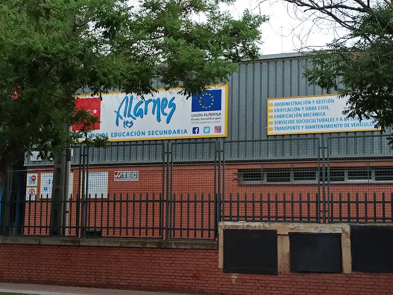 IES Alarnes - Instituto de secundaria en Getafe - foto 2