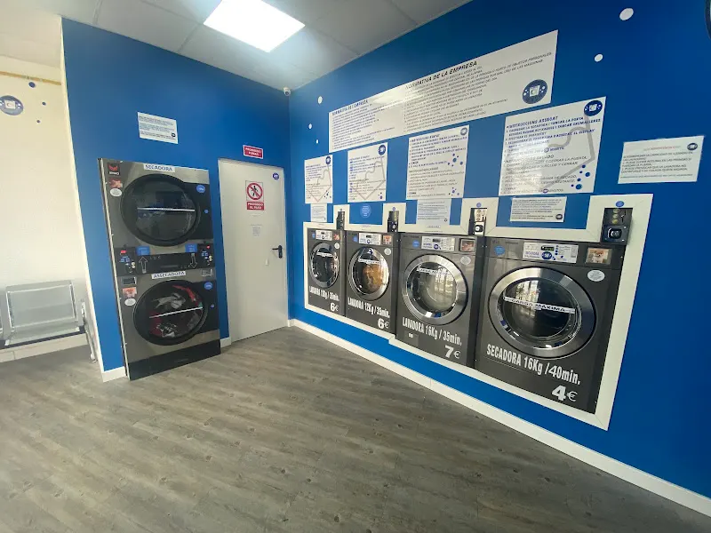 Buganet Wash - Lavandería de autoservicio en Morell (El) - foto 2