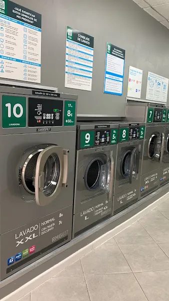 Torre Clean - Lavandería de autoservicio en Torredembarra - foto 2