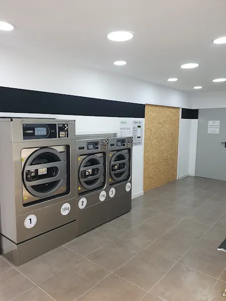 Clean & Go Bugaderia Autoservei