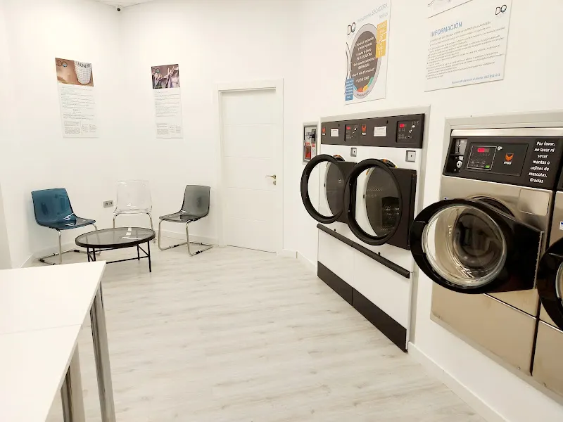 Lavandería Autoservicio Campus