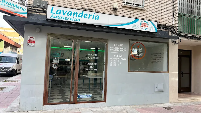 Lavaexpress autocervicio Parla - Lavandería en Parla - foto 2
