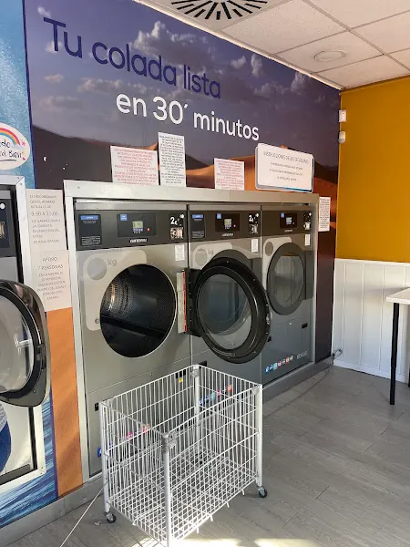 Tu Lavanderia Autoservicio - Servicio de lavandería en Parla - foto 2