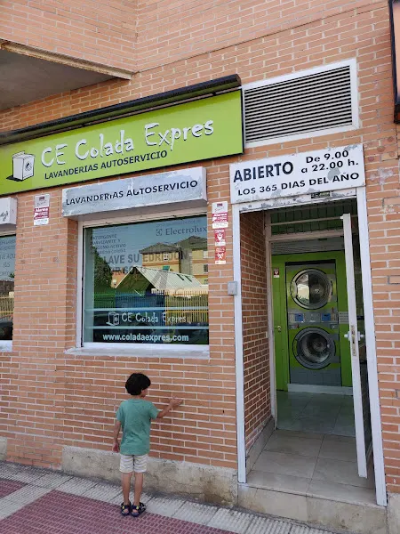 CE COLADA EXPRESS PARLA - Lavandería de autoservicio en Parla - foto 2