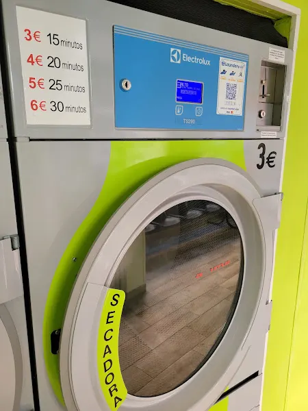 Colada Expres Sanse - Lavandería de autoservicio en San Sebastián de los Reyes - foto 2