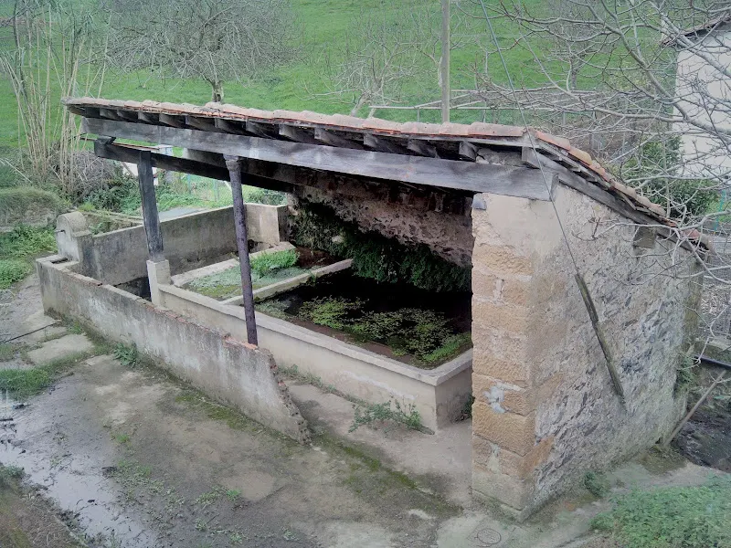 Lavadero Público Municipal de El Haya. - Lavandería en Muskiz - foto 2