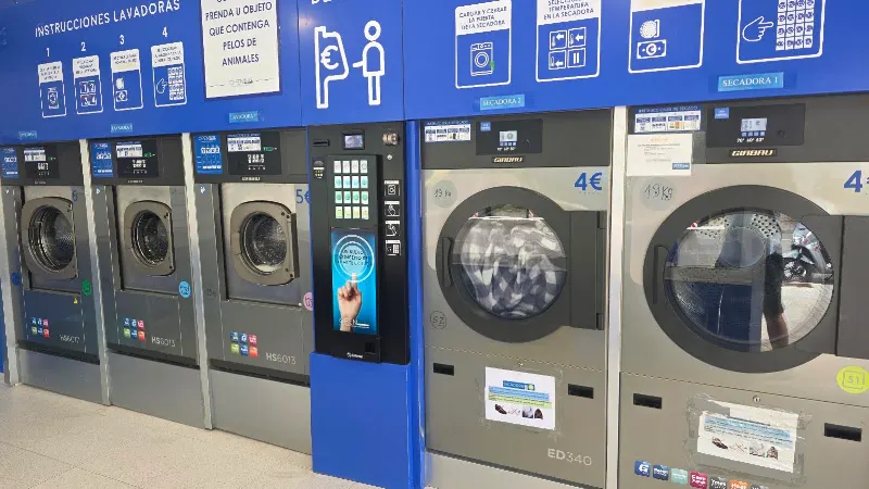 Gandiblue Laundry Lounge - Gandia