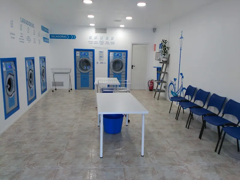 VOULAVAR - Lavandería de autoservicio en Ferrol - foto 2