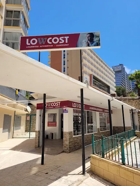 Low Cost - Lavandería de autoservicio en Benidorm - foto 2
