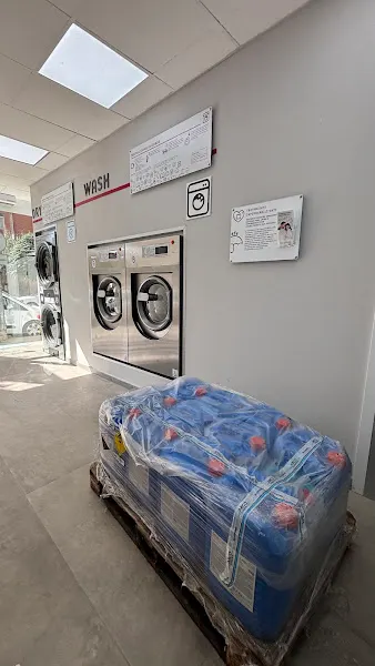 Lavandería autoservicio Bloomest - Benidorm