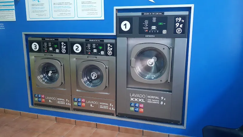 La Wash - Lavandería de autoservicio en Vilanova i la Geltrú - foto 2