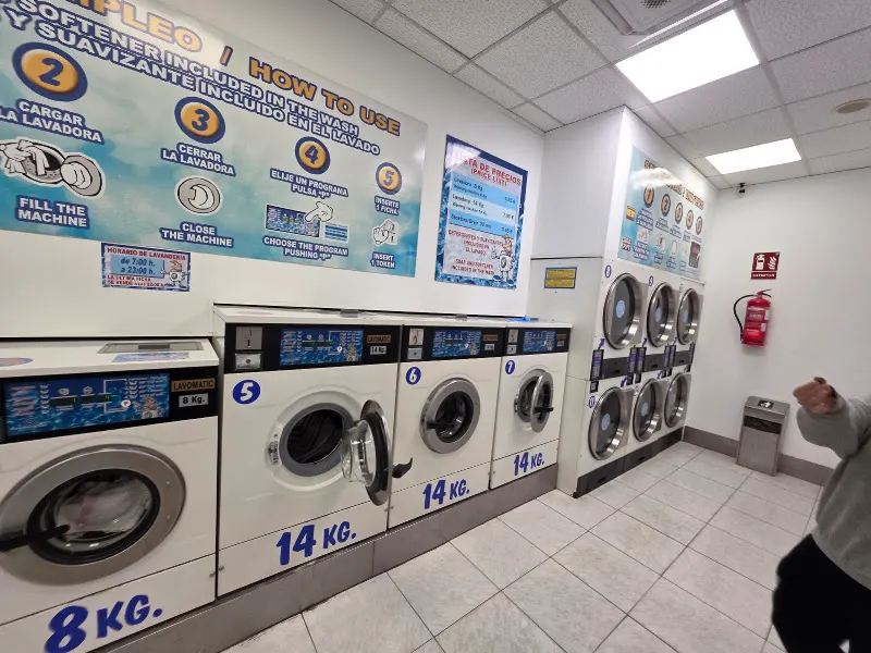 Lavandería Autoservicio Madese - Lavomatic