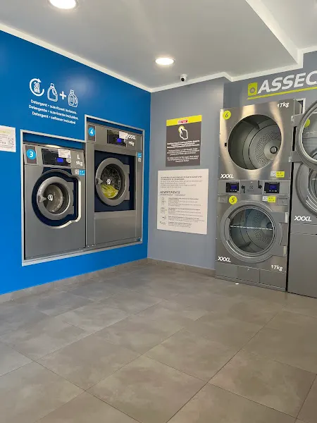 La Wash - Lavandería de autoservicio en Gavà - foto 2