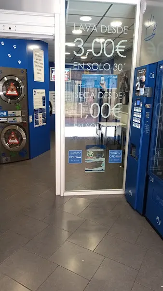 OpenBlue , Lavanderia & Vending 24h - Servicio de lavandería en Alzira - foto 2