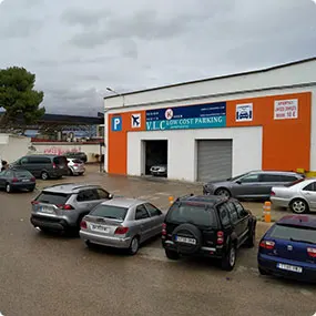 VLC LOW COST PARKING BAJO COSTE - Servicio de estacionamiento valet en Manises - foto 2