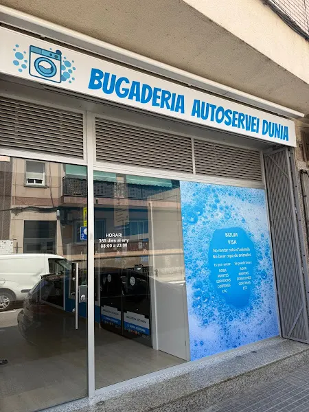 BUGADERIA AUTOSERVEI DUNIA - Lavandería de autoservicio en L'Hospitalet de Llobregat - foto 2