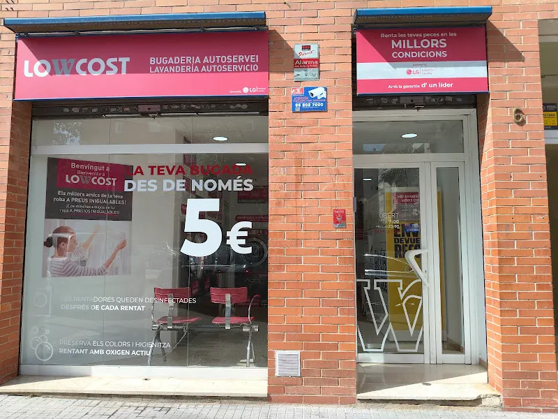 Lavandería Autoservei LowCost LG , Martorell - Lavandería de autoservicio en Martorell - foto 2
