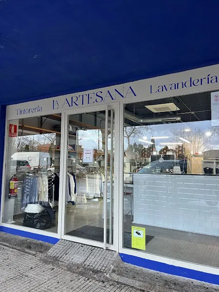 TINTORERIA LAVANDERIA LA ARTESANA SL