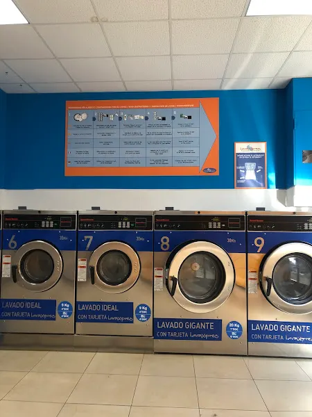 LavaXpres - Lavandería de autoservicio en Calella - foto 2