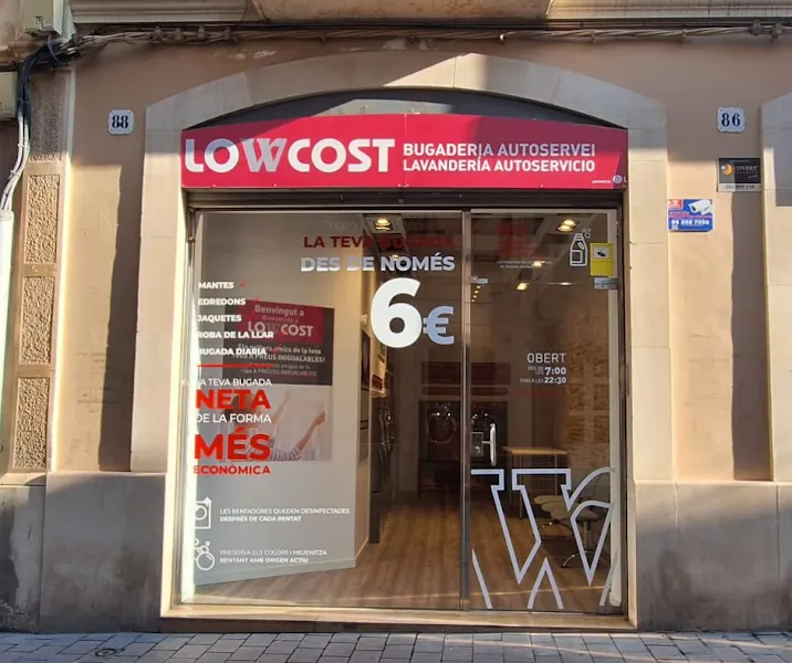 Lavandería Autoservicio Low Cost Molins de Rei - Lavandería de autoservicio en Molins de Rei - foto 2