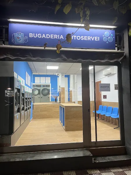 LAVANDERIA AUTOSERVICIO DELLUY