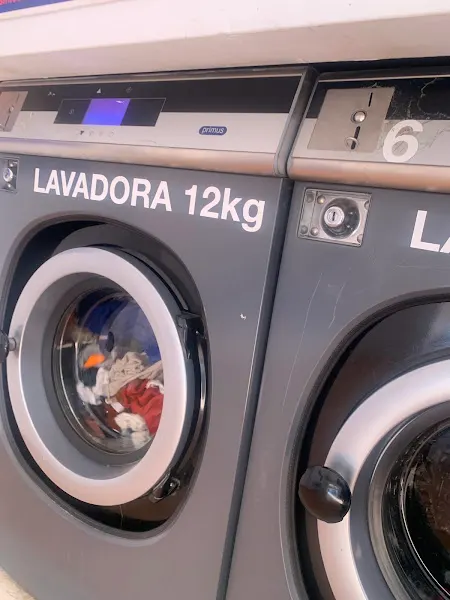 Lavanderia La Colada - Lavandería de autoservicio en Requena - foto 2