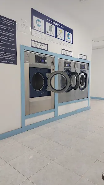 Lavandería Autoservicio Clean Clothes