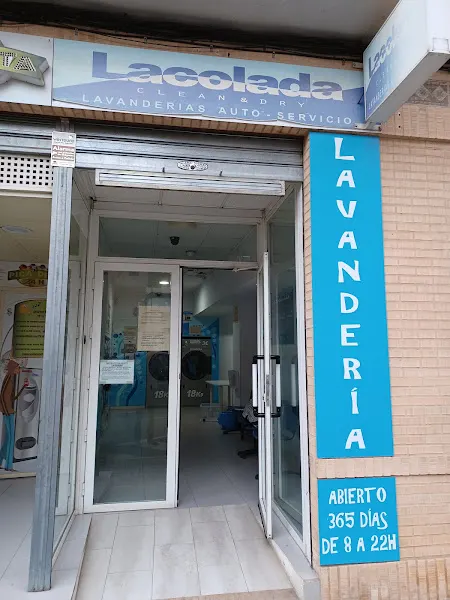 La Colada (Vending 24h) - Lavandería de autoservicio en Betera - foto 2