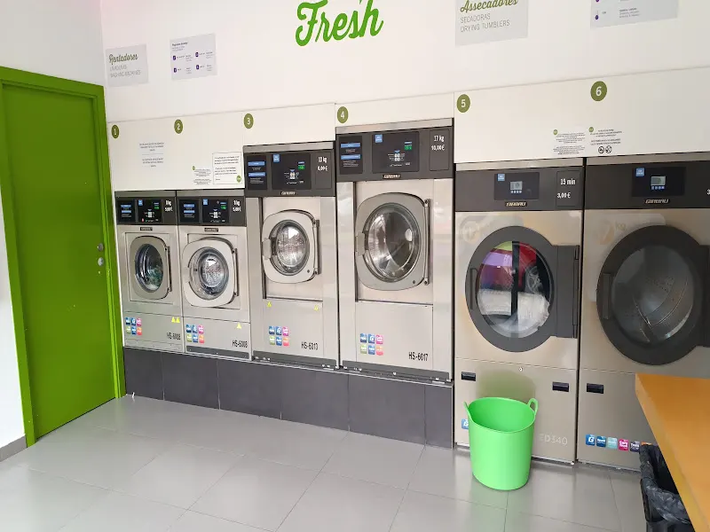 FRESH LAUNDRY Bugaderia - Lavandería de autoservicio en Berga - foto 2