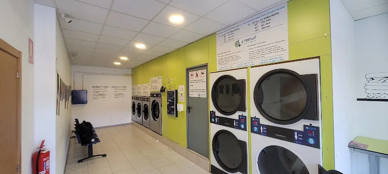 A REMULL - Lavandería Autoservicio en Santa María de Palautordera