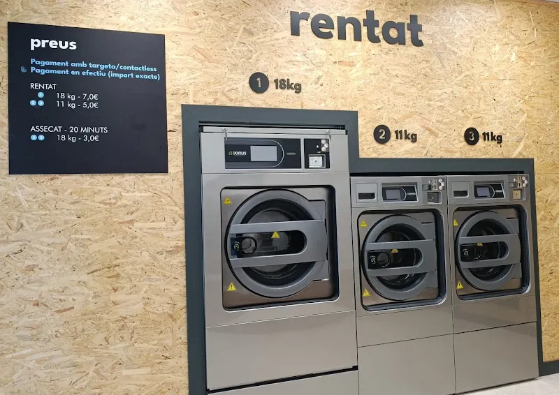 SelfWash, Bugaderia Tàrrega - Servicio de lavandería en Tàrrega - foto 2