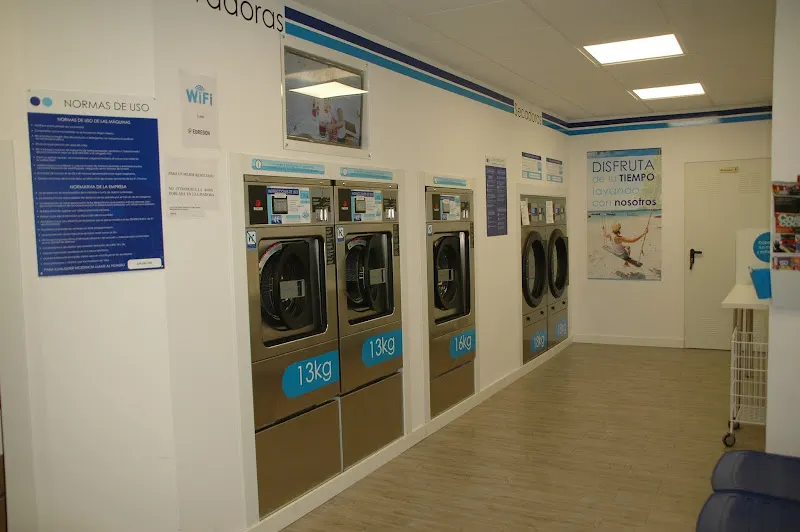 Open Wash Jaca - Lavandería - Lavandería de autoservicio en Jaca - foto 3