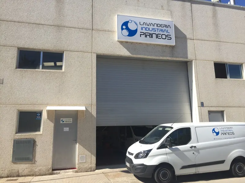 Lavandería Industrial Pirineos - Lavandería en Jaca - foto 2