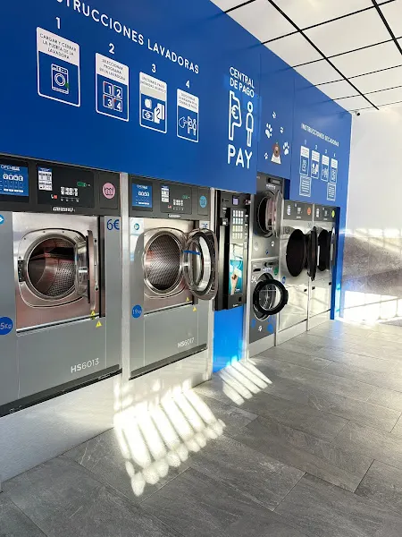 LAVANDERIA OPENBLUE PILAS - Pilas