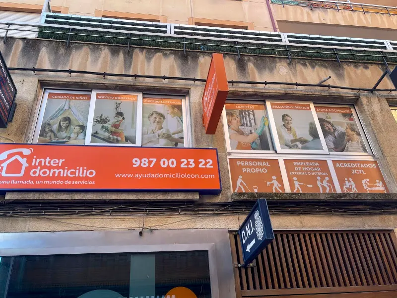 Interdomicilio León | Servicios de cuidados de personas a domicilio y limpieza - León