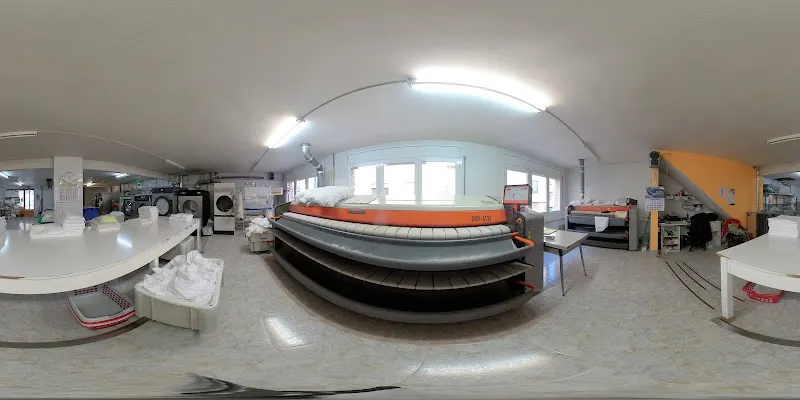 ElSafareig - Bugaderia Solsona - Servicio de lavandería en Solsona - foto 3