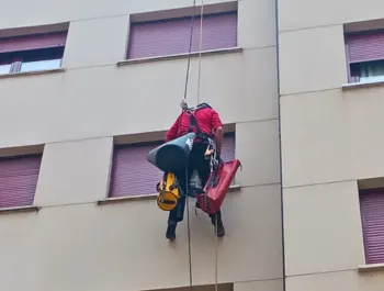 Cantabria. Trabajos verticales en Santander. Verticant - El Astillero