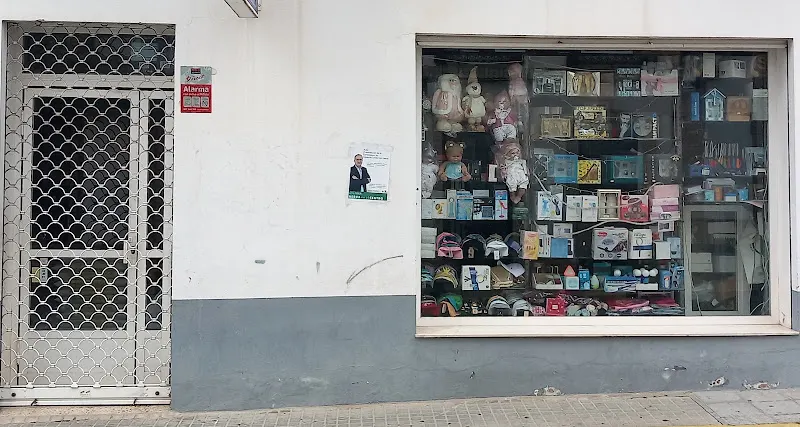 Bazar Más Barato en Nerva - foto 2