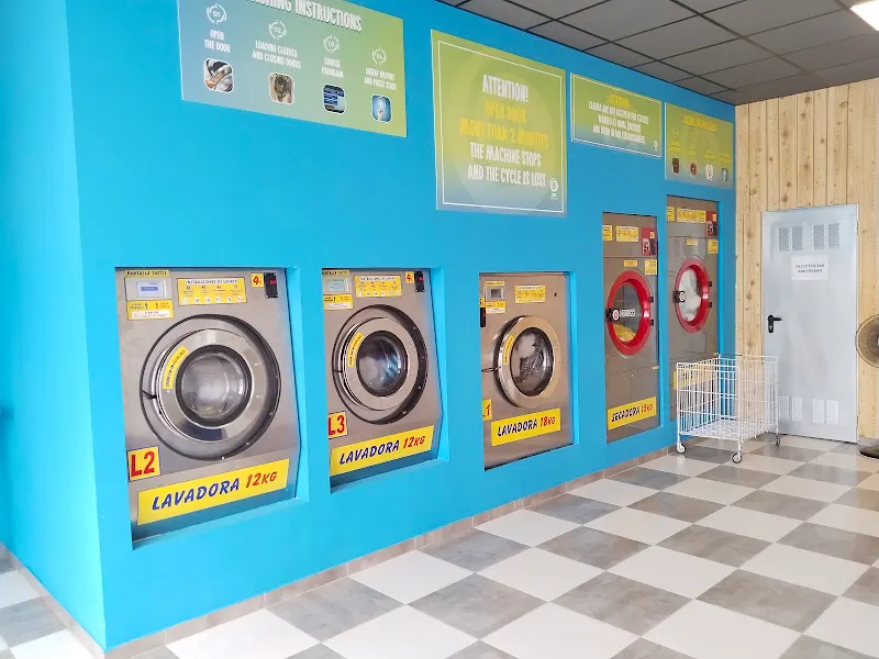 Lavandería UCE Laundry - el Verger