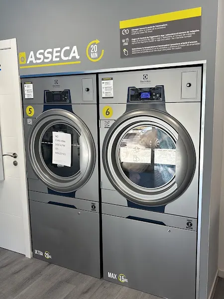 La Wash - Lavandería de autoservicio en Vilassar de Mar - foto 2