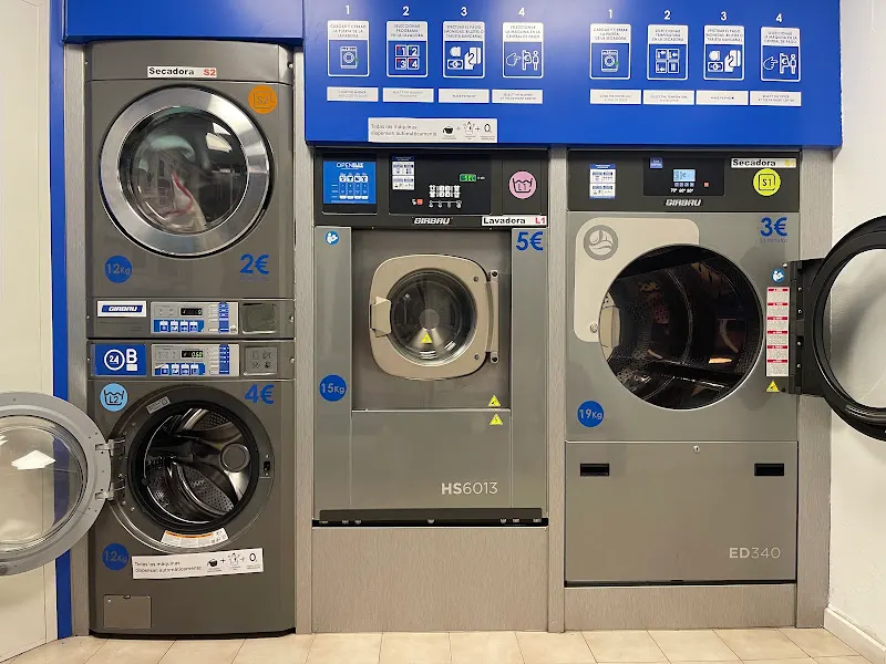 OpenBlue 24h Simat - Lavandería de autoservicio en Simat de la Valldigna - foto 2
