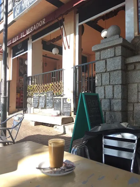 Bar el Mirador - Navalagamella