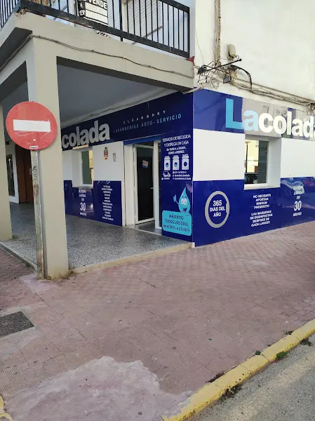La Colada | Lavandería de Auto-Servicio - Lavandería de autoservicio en San Roque - foto 2